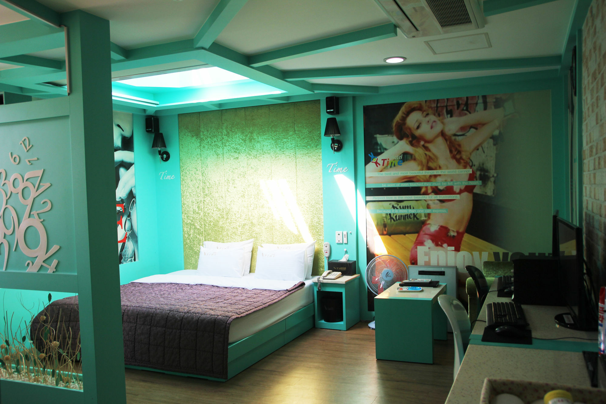 Time Motel Гиеонгджу Екстериор снимка