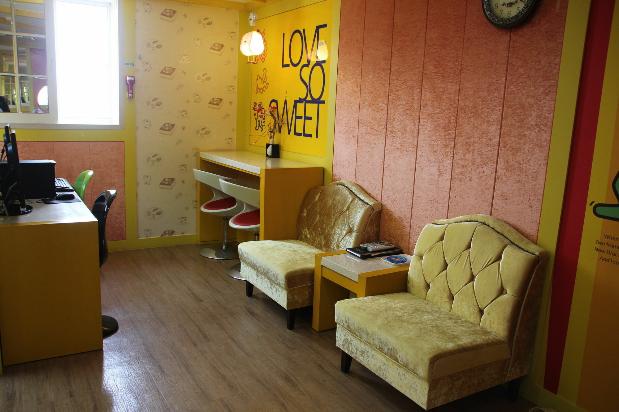Time Motel Гиеонгджу Екстериор снимка