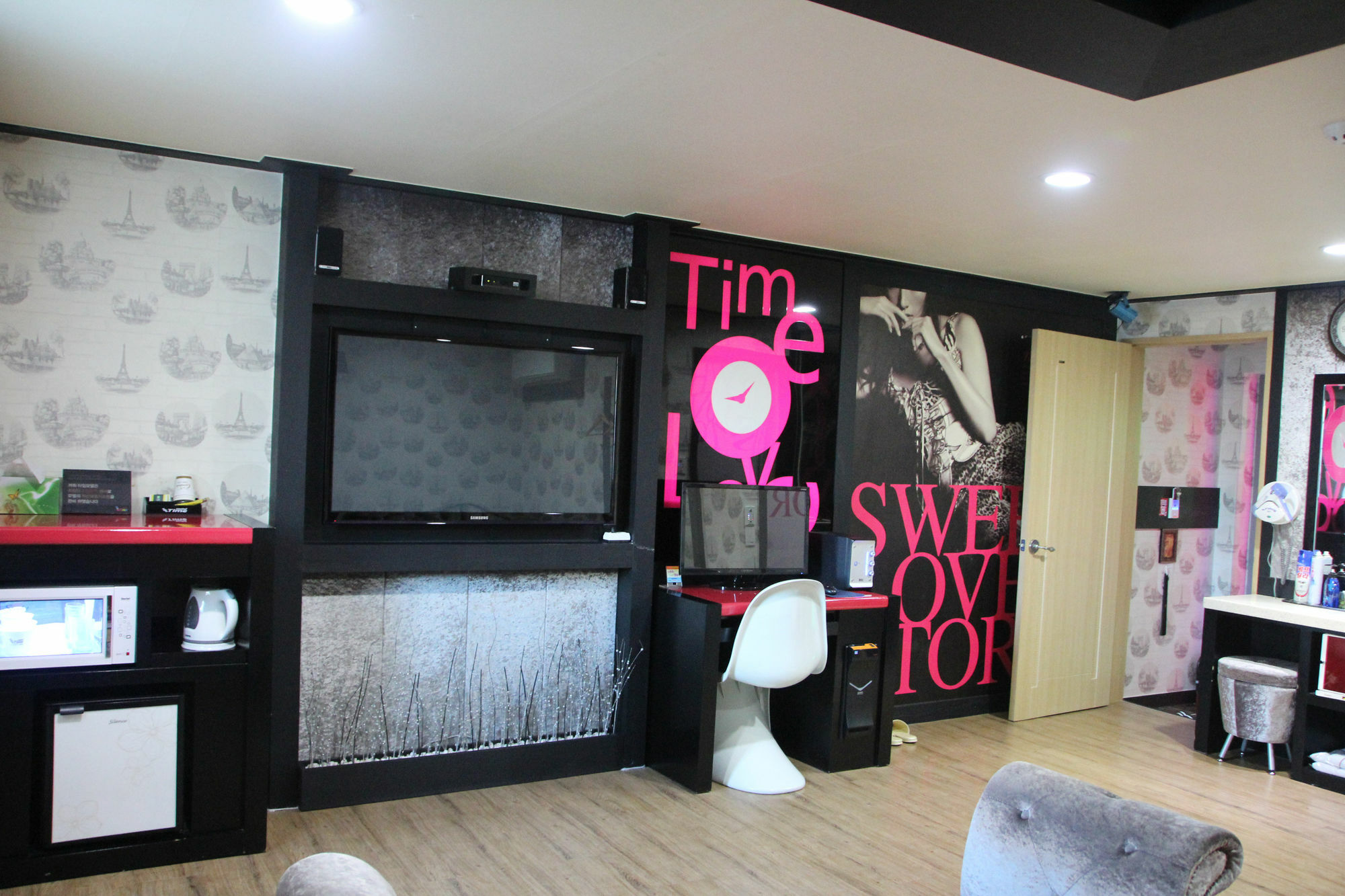 Time Motel Гиеонгджу Екстериор снимка