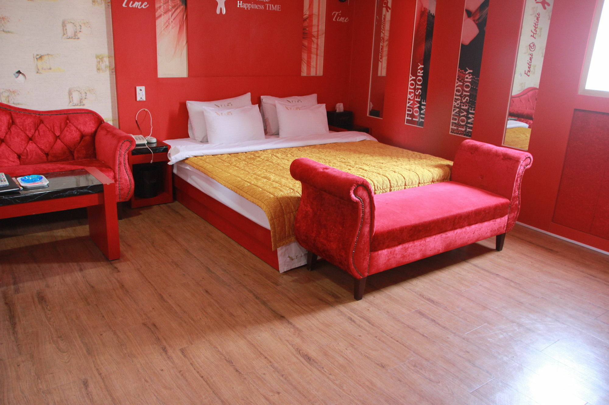 Time Motel Гиеонгджу Екстериор снимка